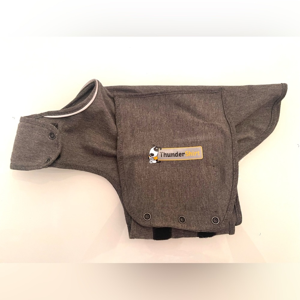 Thunder Shirt S grey